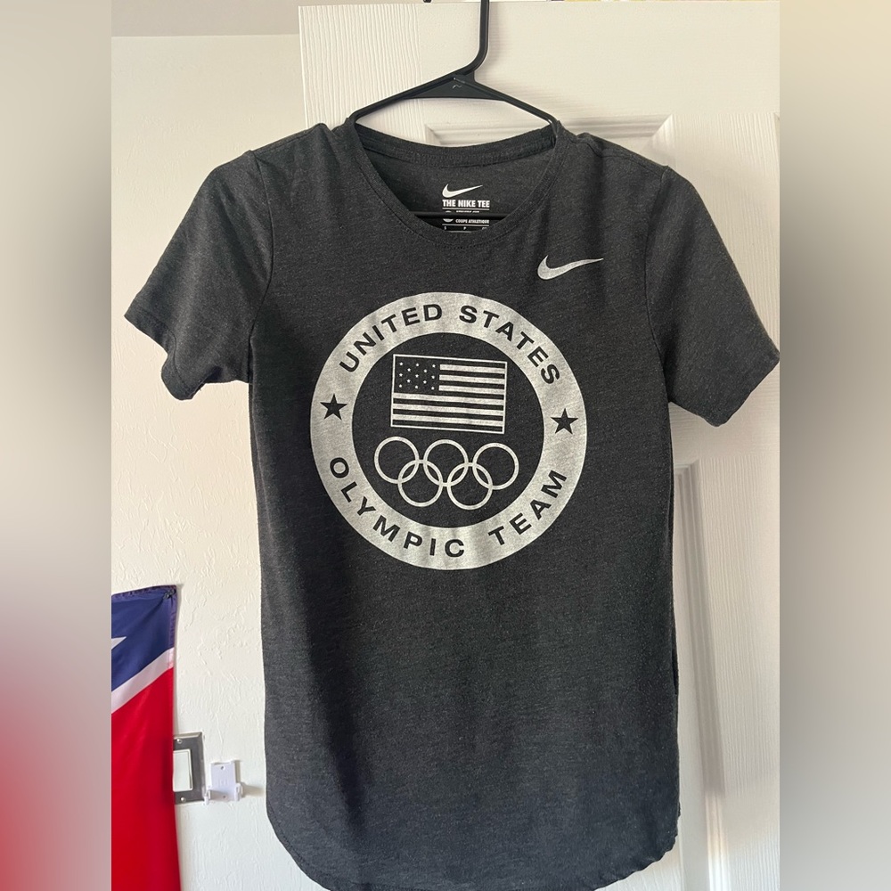 SIZE S (WOMENS) US OLYMPIC TEAM NIKE TEE